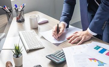 半年度财务个人述职报告通用7篇