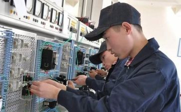 电工作心得体会参考7篇