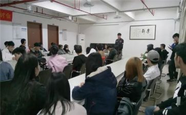 消防述职副班长报告8篇