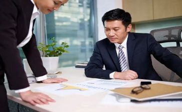 市先进教育工作者事迹材料范文8篇