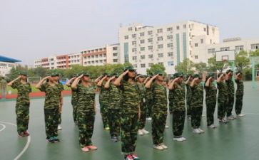 我在军训中成长作文模板6篇