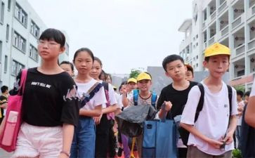 六年级变形记作文400字6篇