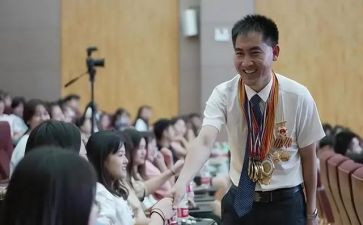刘秀祥先进事迹8篇
