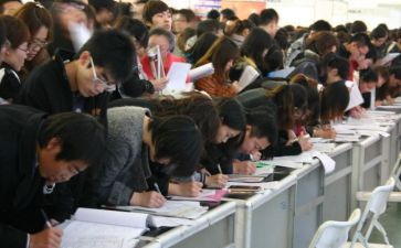 小学优秀年级组长述职报告6篇
