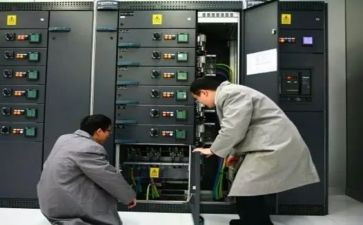 配电工事迹材料7篇