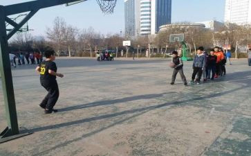 小班投篮球游戏教案5篇