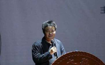余华活着作文6篇