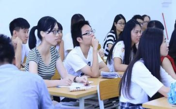 申请助班申请书8篇