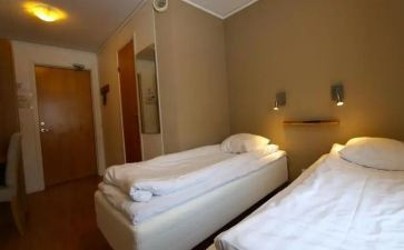 半住宿申请书通用7篇